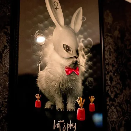 Hotel miłości Playroom Et Nuit Insolite