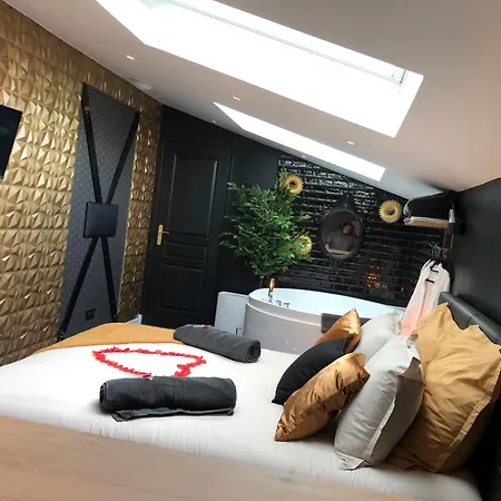 Playroom Et Nuit Insolite